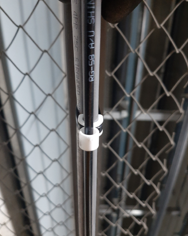 고정장치 사용 측면